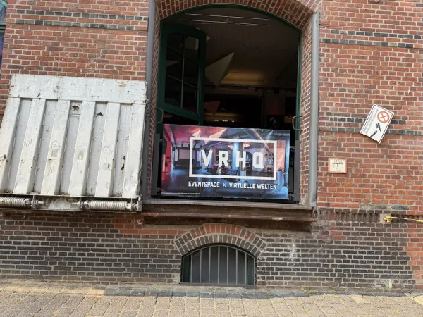 VRHQ - Virtual Reality Headquarters